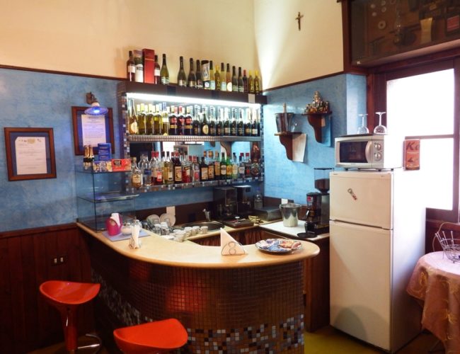 bar hotel touring messina