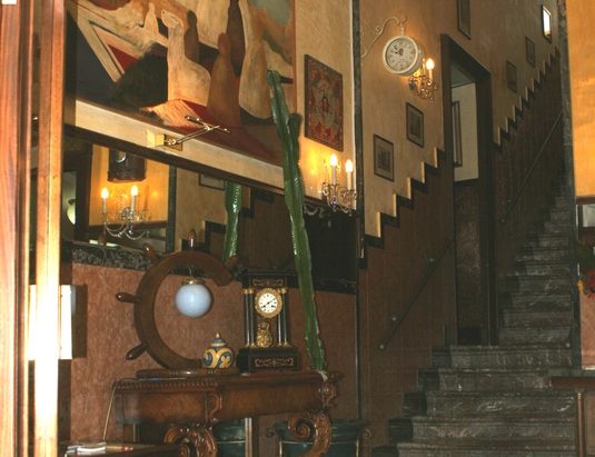 hall particolare hotel touring messina