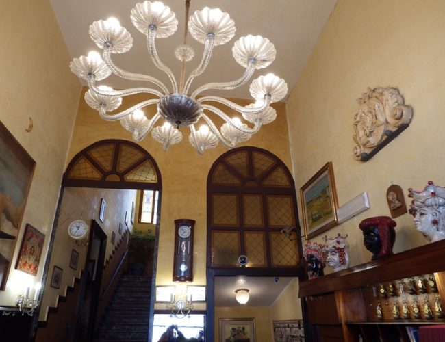 hall hotel touring messina
