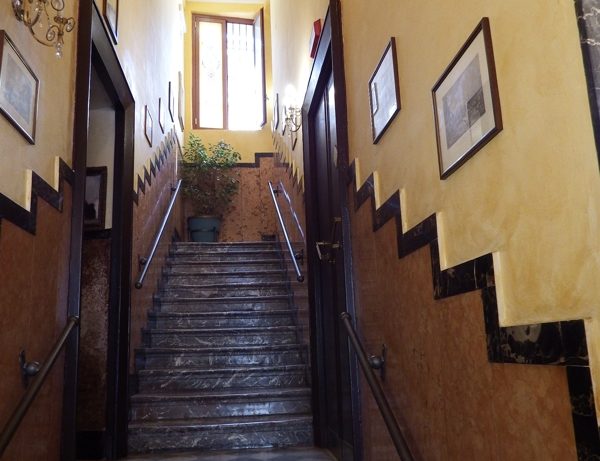 interni finestra hotel touring messina