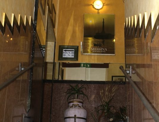 interni hotel touring messina